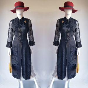 Large Vintage Oriental Vest ✨